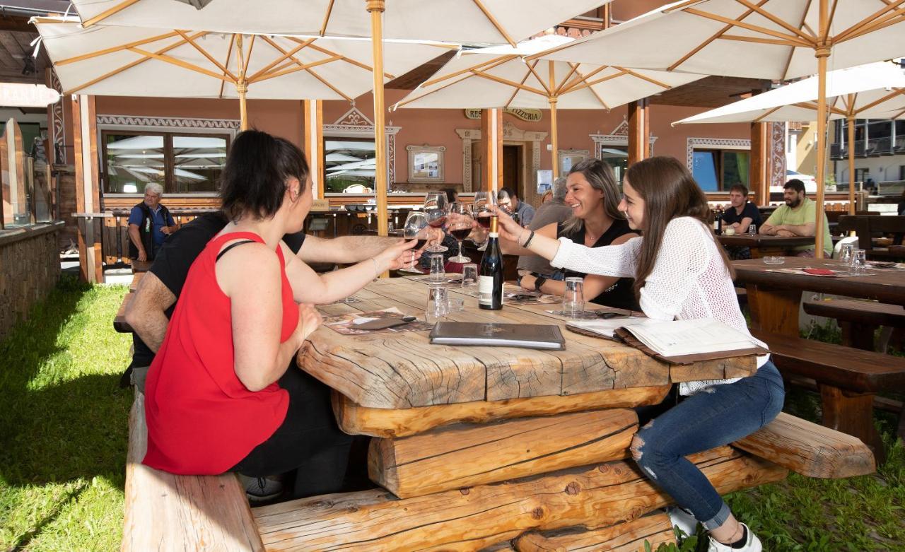 Hotel Galli Ливиньо Екстериор снимка