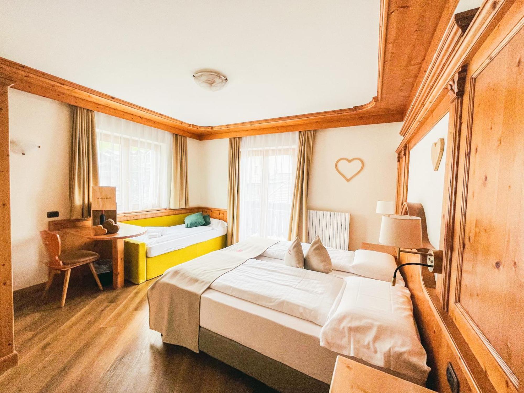 Hotel Galli Ливиньо Екстериор снимка