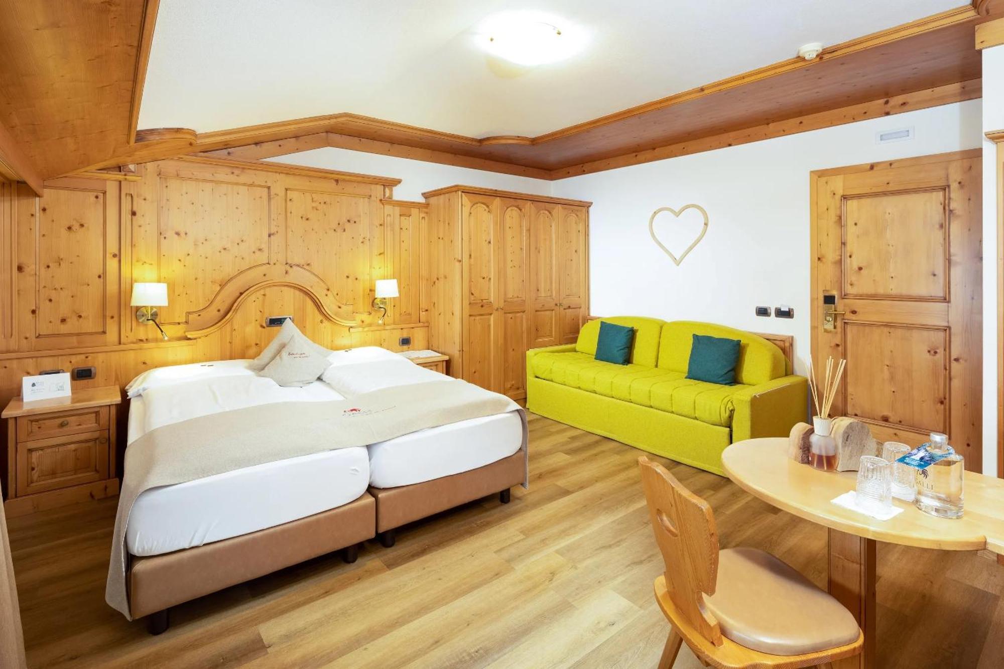 Hotel Galli Ливиньо Екстериор снимка
