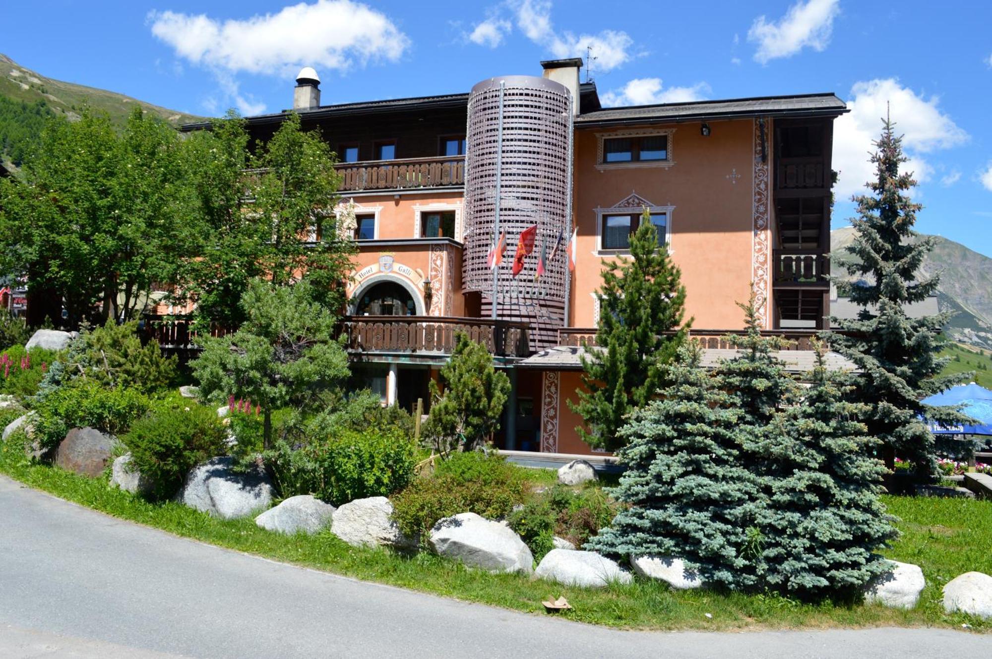 Hotel Galli Ливиньо Екстериор снимка